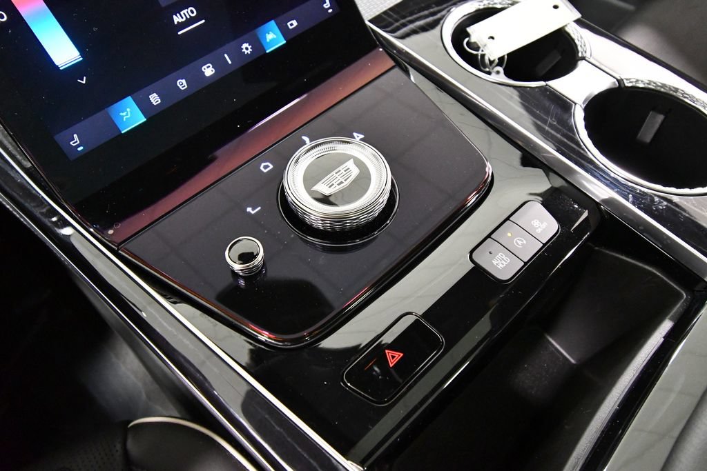 Used 2025 Cadillac Escalade Sport AWD/4WD image 27