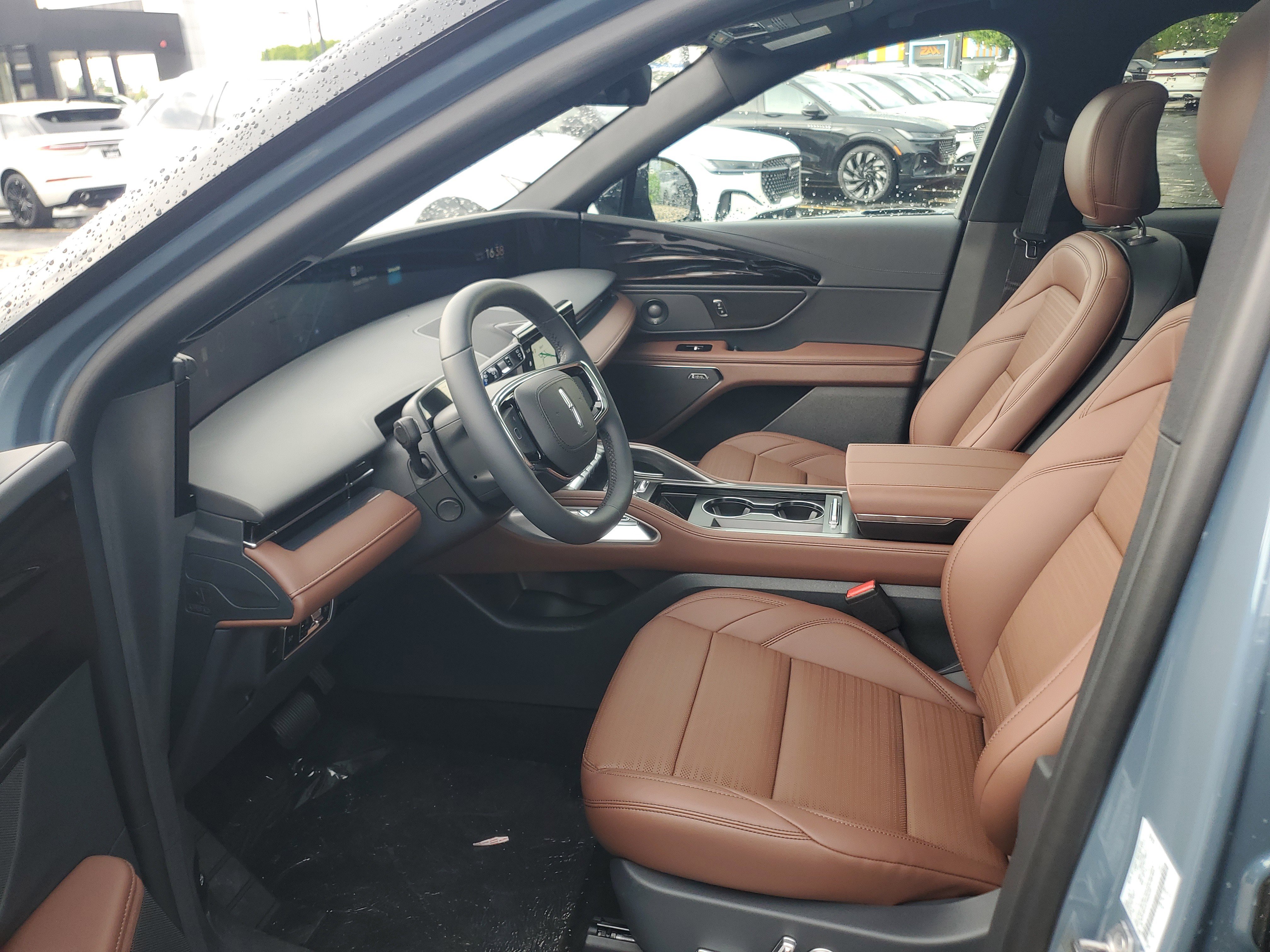 New 2026 Lincoln Nautilus Reserve w/ Jet Appearance Package AWD/4WD image 11