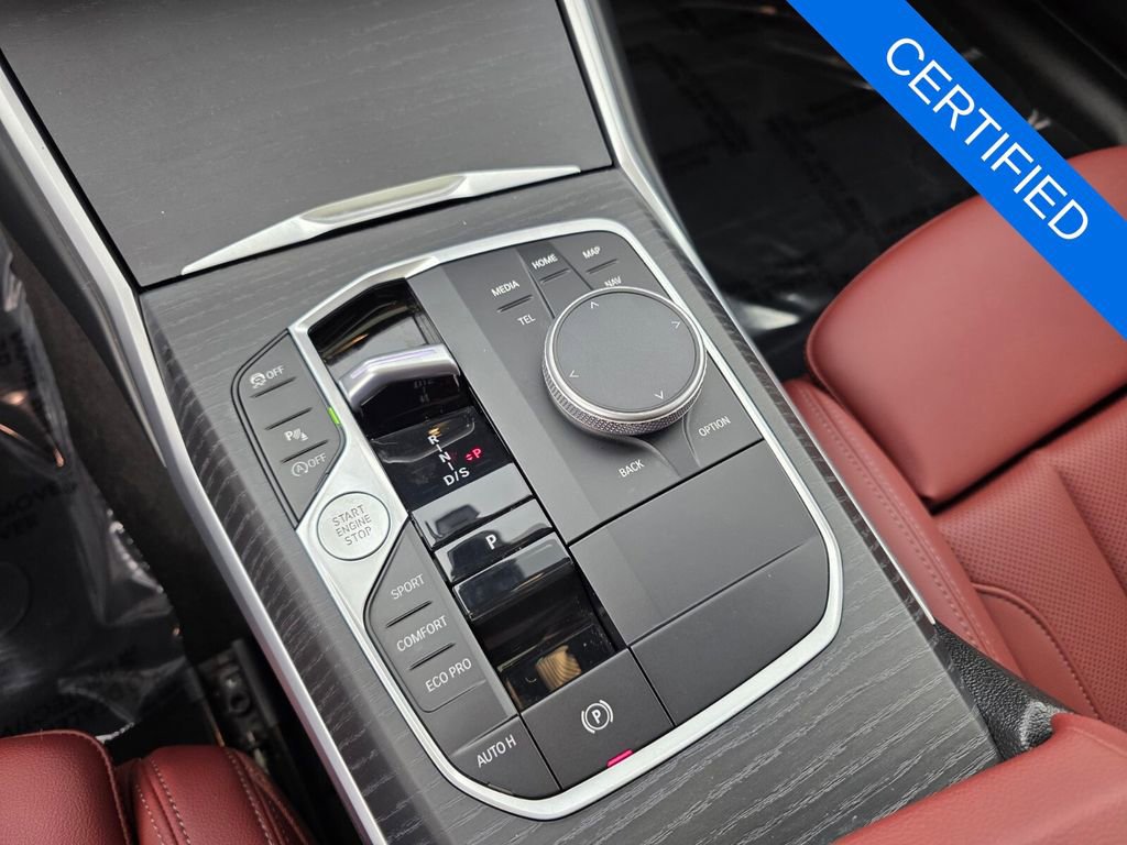Certified 2025 BMW 330i Sedan w/ Convenience Package image 24