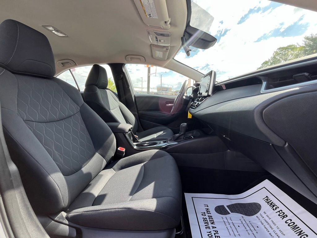 Used 2021 Toyota Corolla LE w/ Carpet Mat Package (TMS) image 19