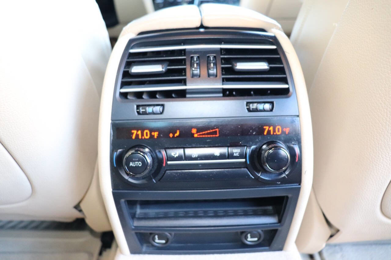 Used 2013 BMW 750Li image 45