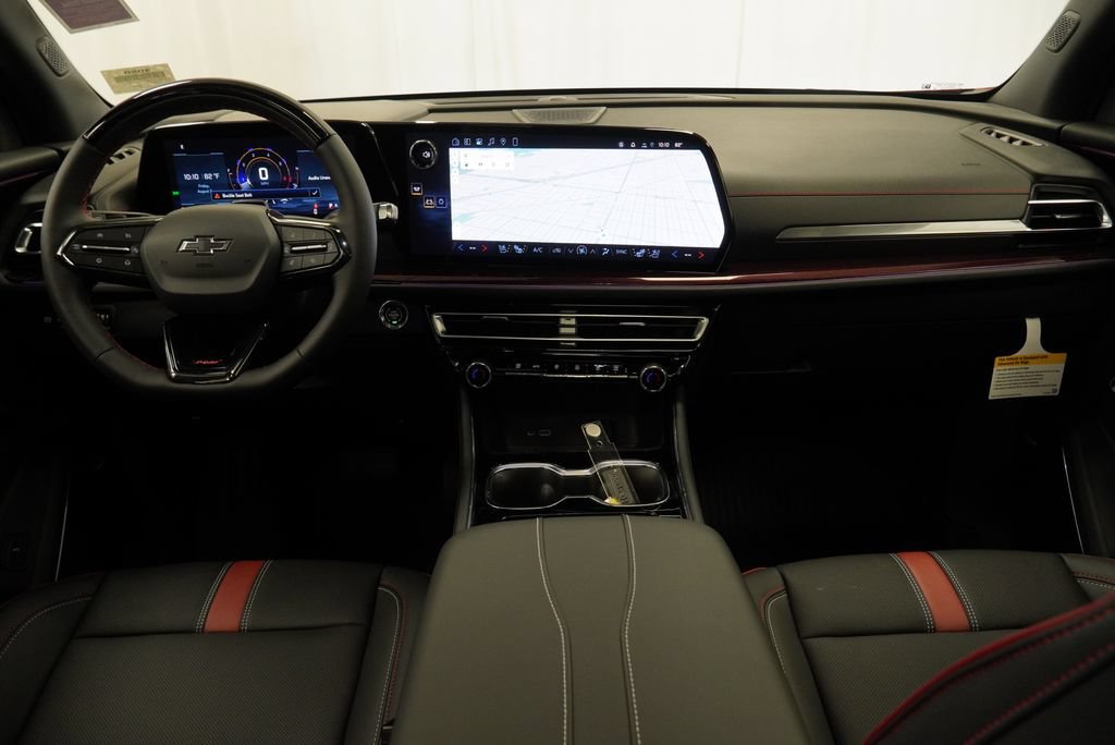 New 2027 Chevrolet Traverse RS w/ LPO, Floor Liner Package AWD/4WD image 8