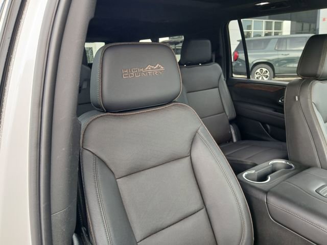 Certified 2023 Chevrolet Suburban High Country image 17