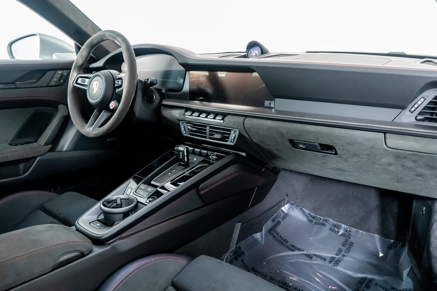 Used 2025 Porsche 911 Carrera GTS image 32