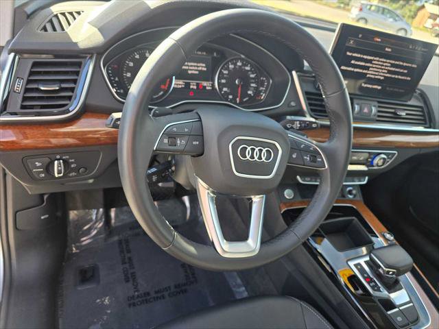 Used 2023 Audi Q5 2.0T Premium w/ Convenience Package image 27