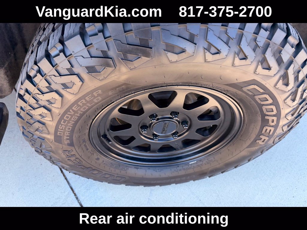 Used 2022 Ford Expedition Timberline AWD/4WD image 9