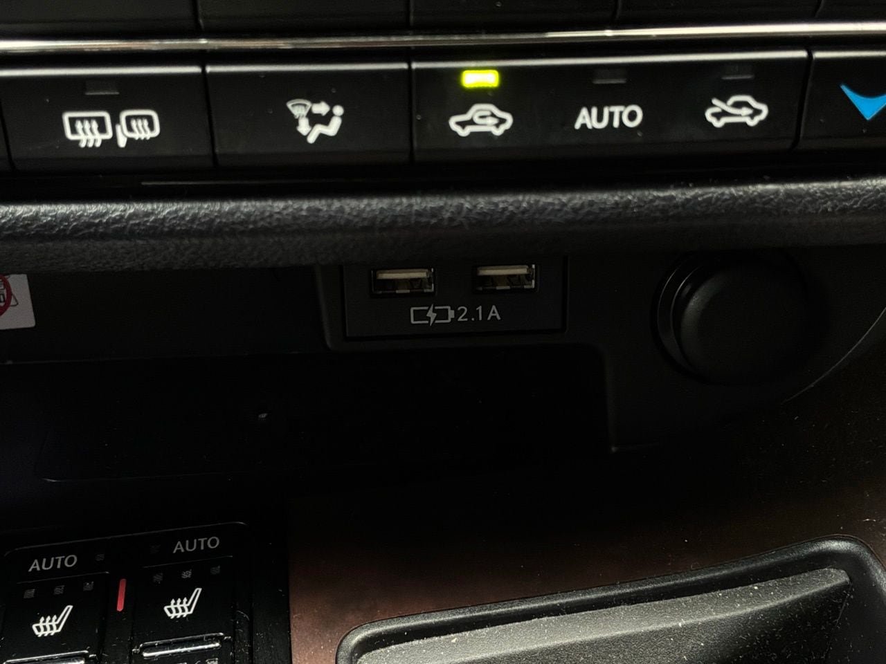 Used 2022 Lexus RX 450h AWD w/ Premium Package image 31