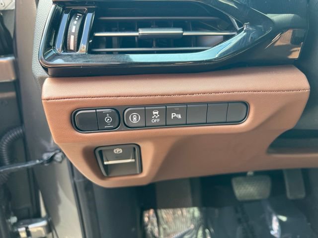 Used 2023 Acura MDX SH-AWD w/ Technology Package image 8