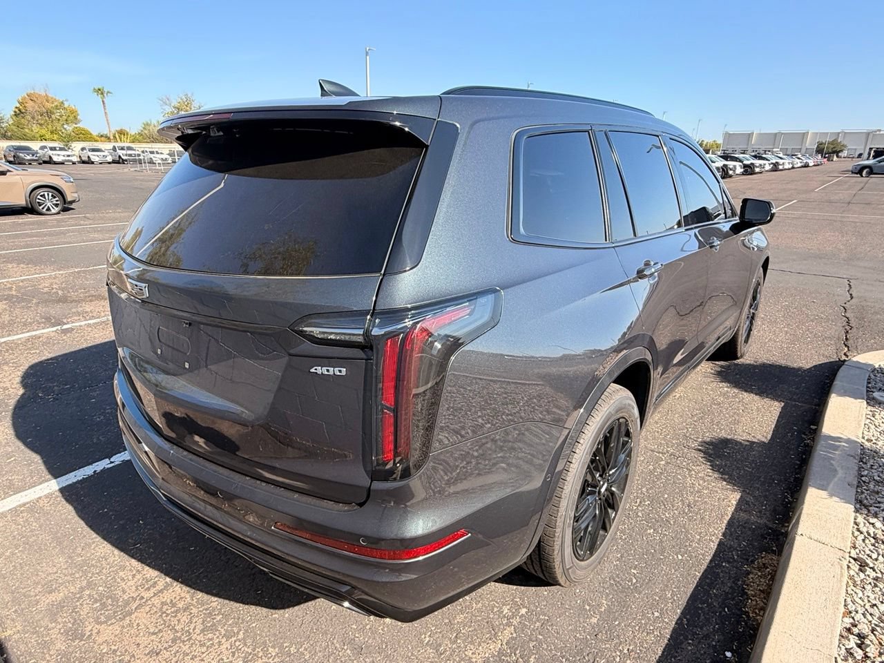 Used 2021 Cadillac XT6 Sport w/ LPO, ONYX Package AWD/4WD image 5