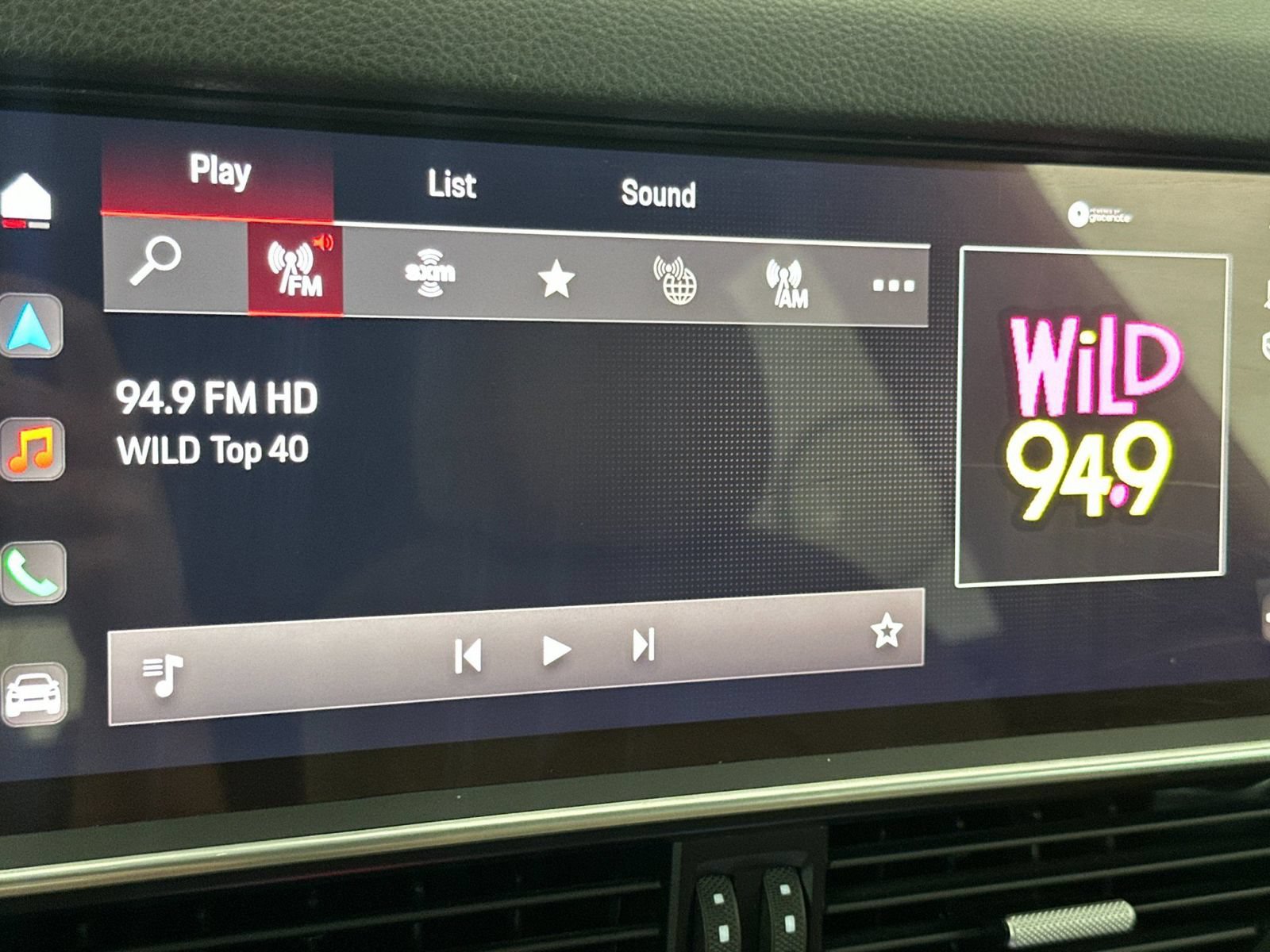 Certified 2023 Porsche Cayenne AWD/4WD image 17