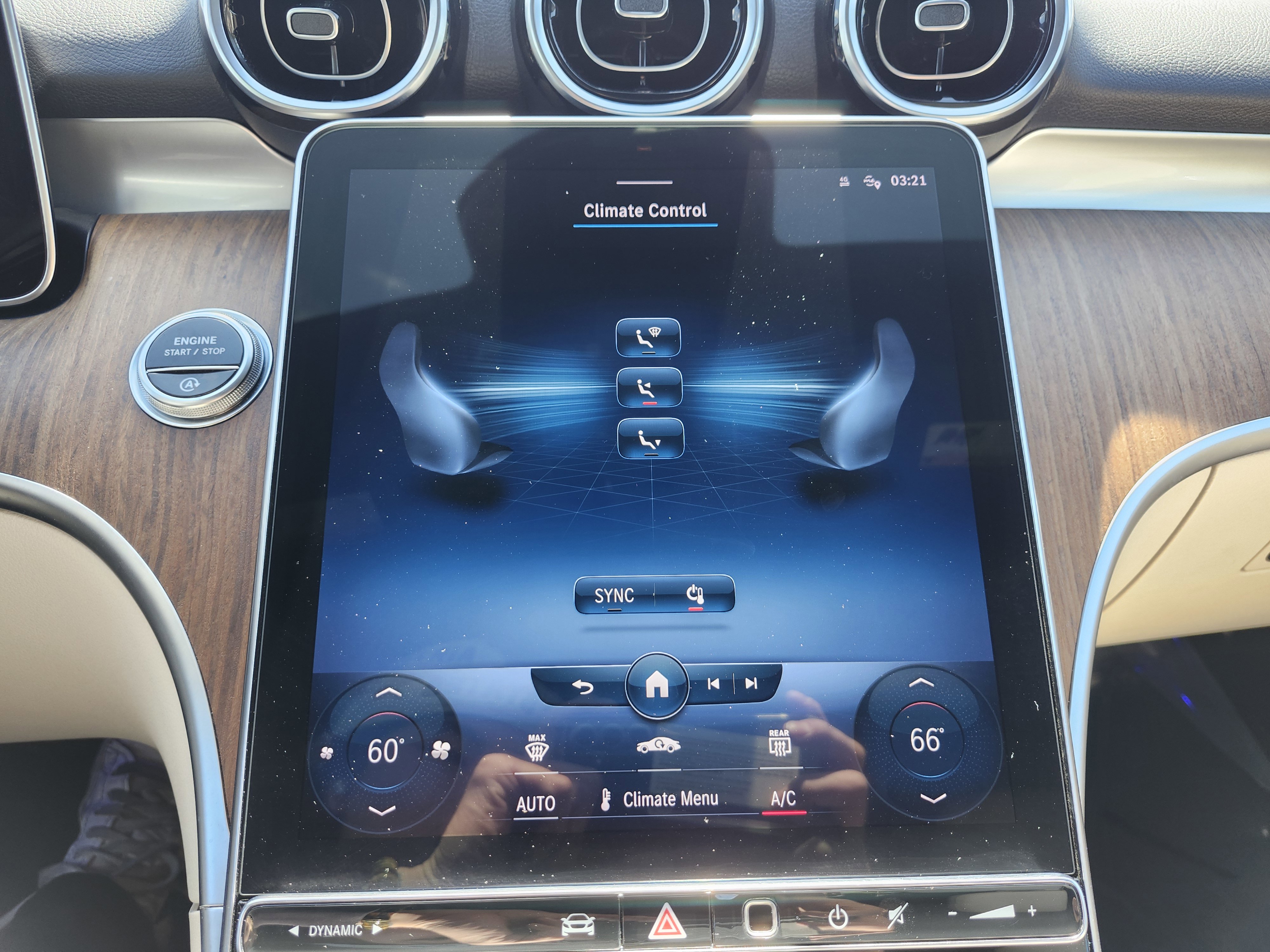 Used 2022 Mercedes-Benz C 300 4MATIC Sedan image 35