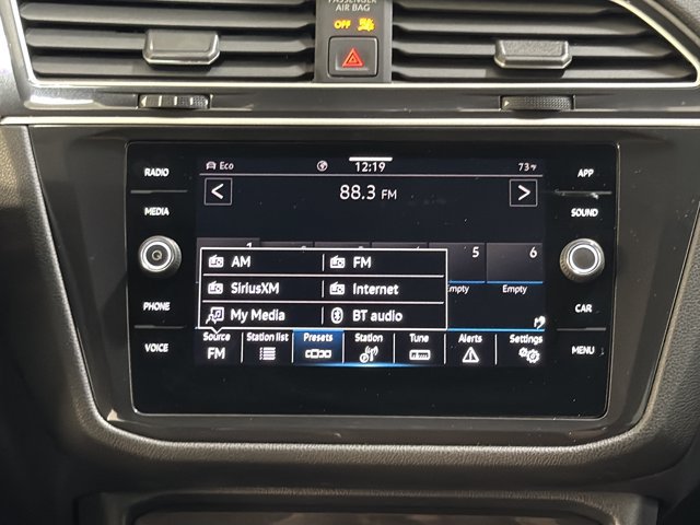 Certified 2024 Volkswagen Tiguan SE R-Line AWD/4WD image 31