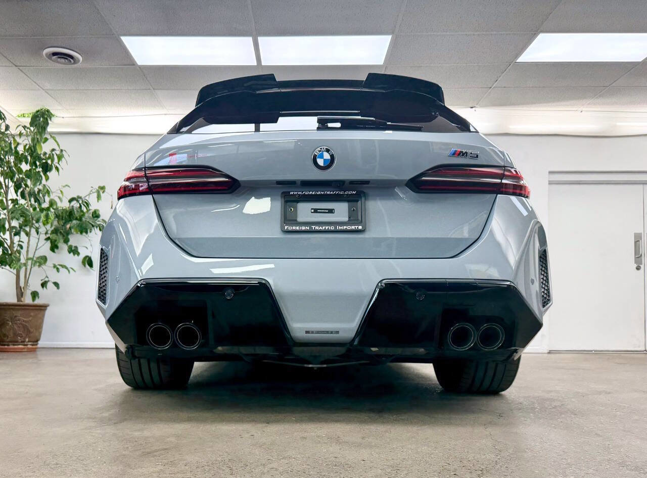 Used 2026 BMW M5 Touring image 34