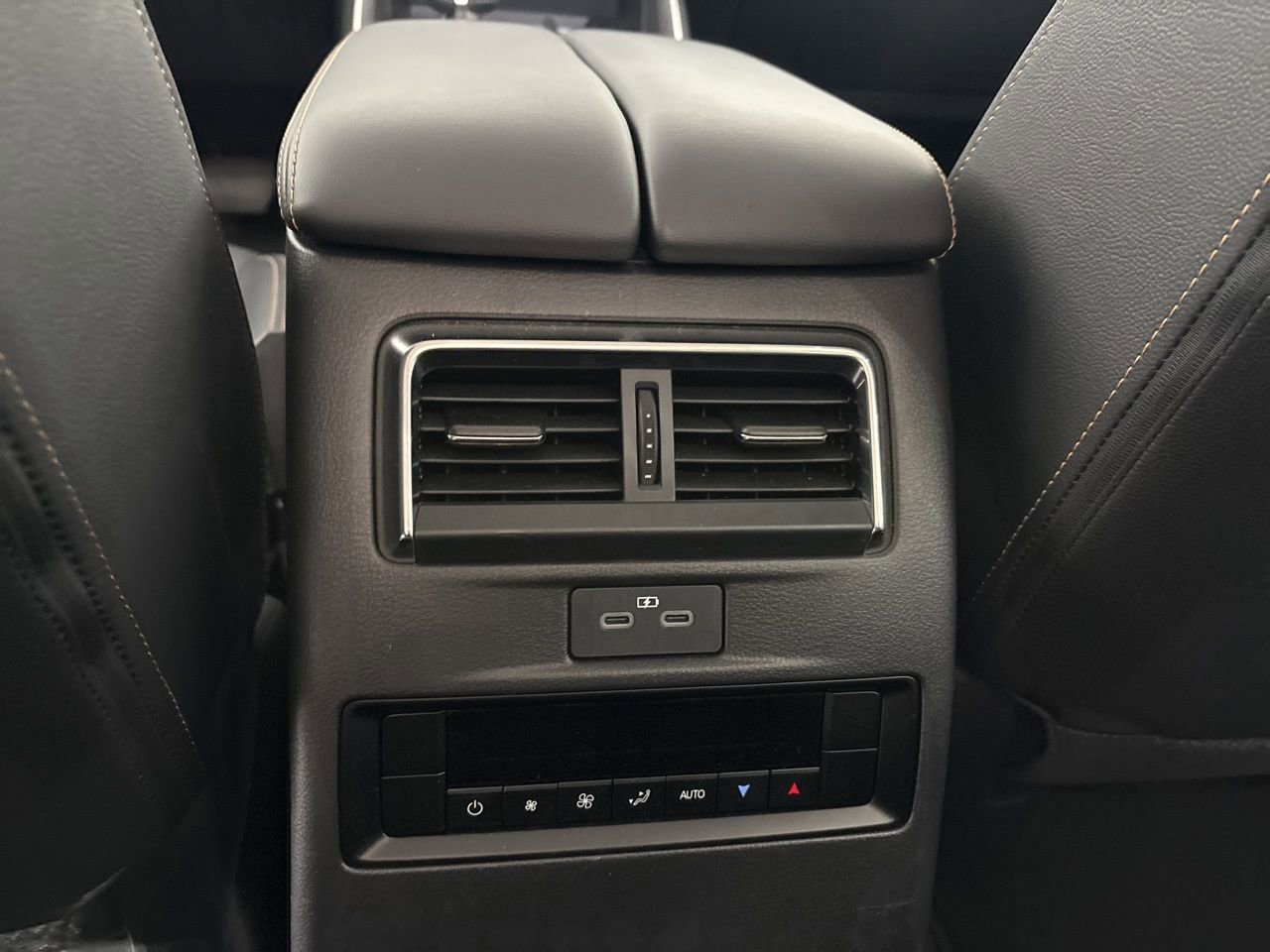 Used 2025 MAZDA CX-90 Plug-In Hybrid w/Premium Sport image 19