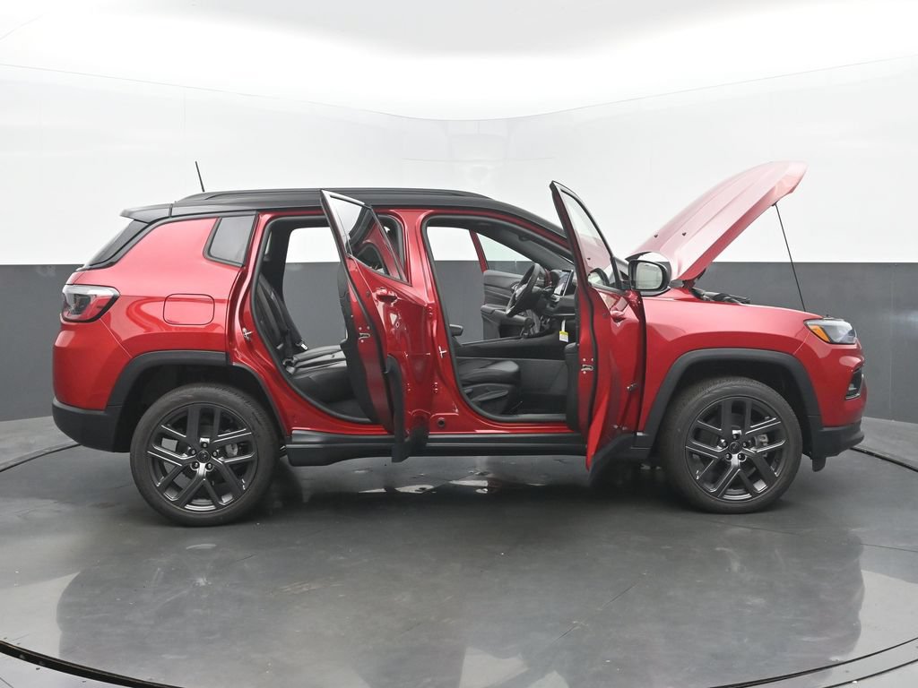 New 2026 Jeep Compass Limited w/ Sun, Sound & Navigation Group AWD/4WD image 55