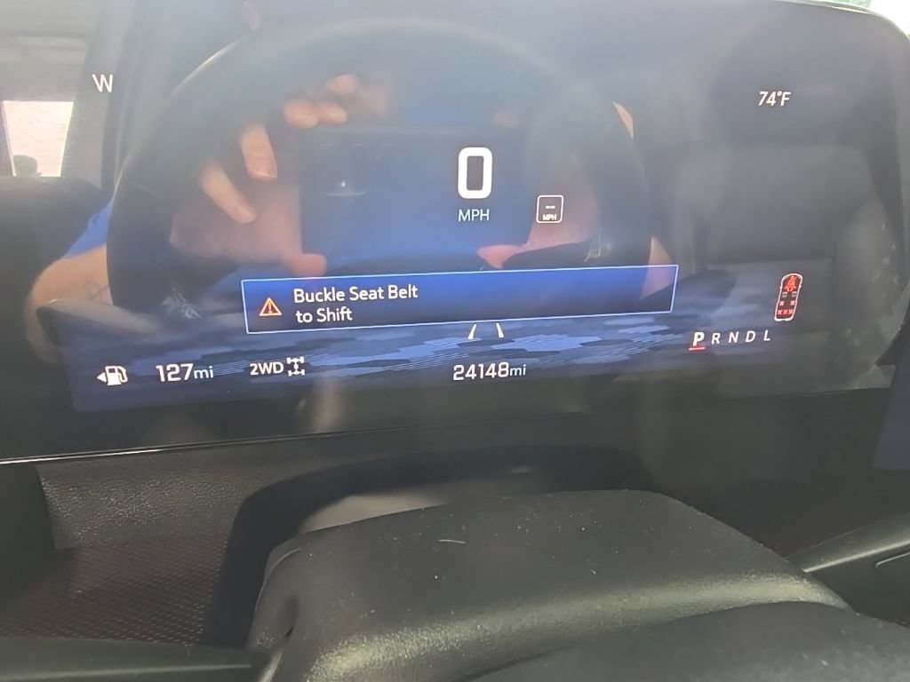 Used 2024 Chevrolet Traverse Z71 AWD/4WD image 2