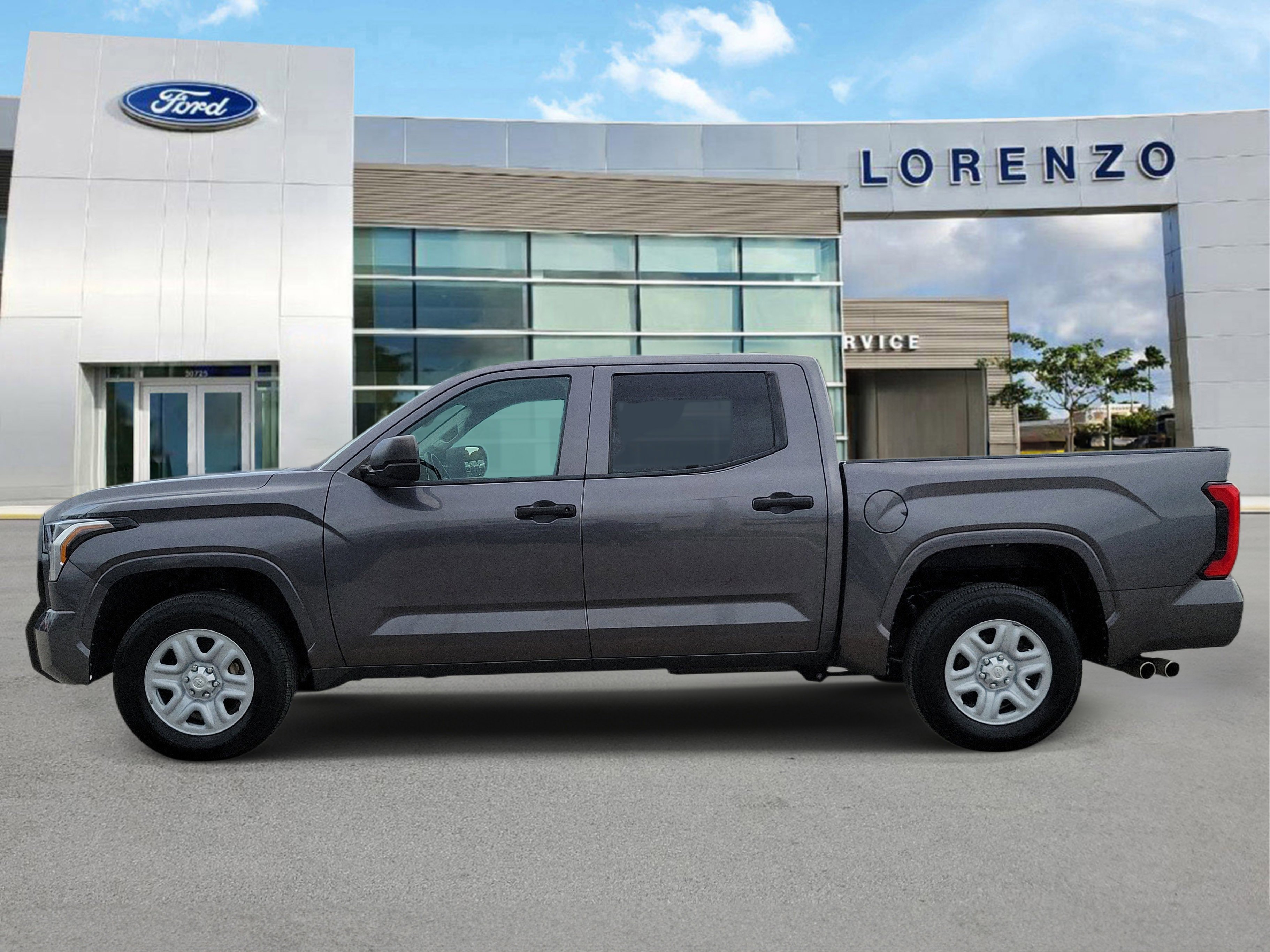 Used 2023 Toyota Tundra SR w/ SR Tow Package RWD image 8