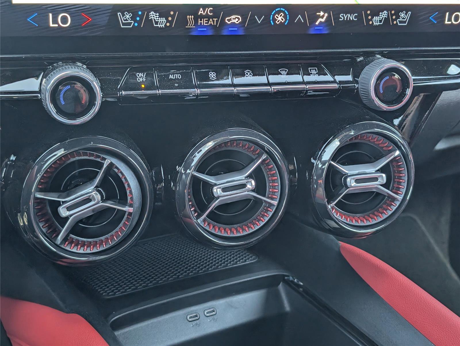 New 2025 Chevrolet Blazer EV RS image 20