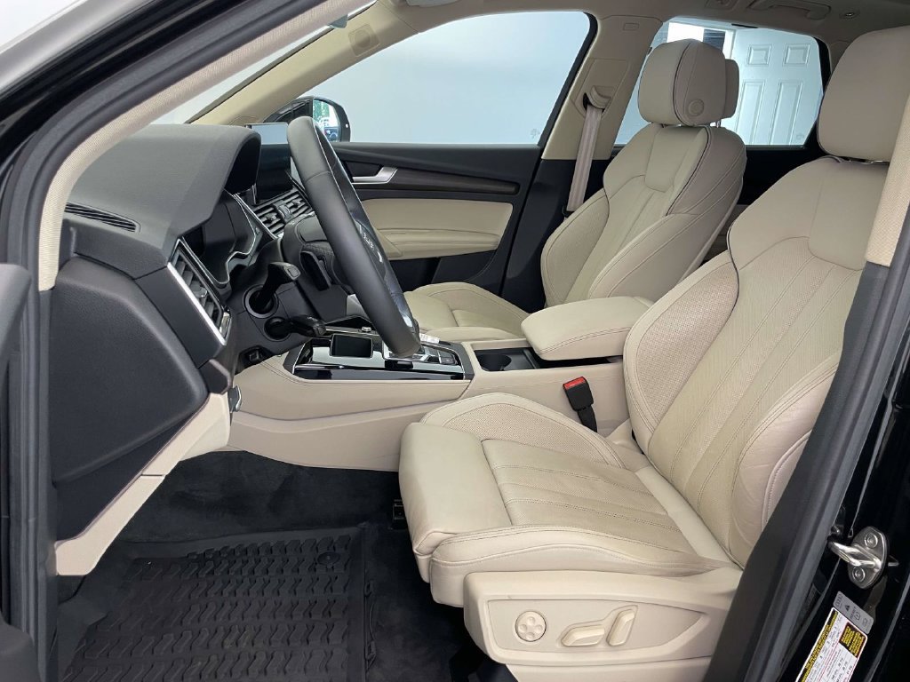 Certified 2023 Audi Q5 2.0T Premium Plus w/ Premium Plus Package AWD/4WD image 5