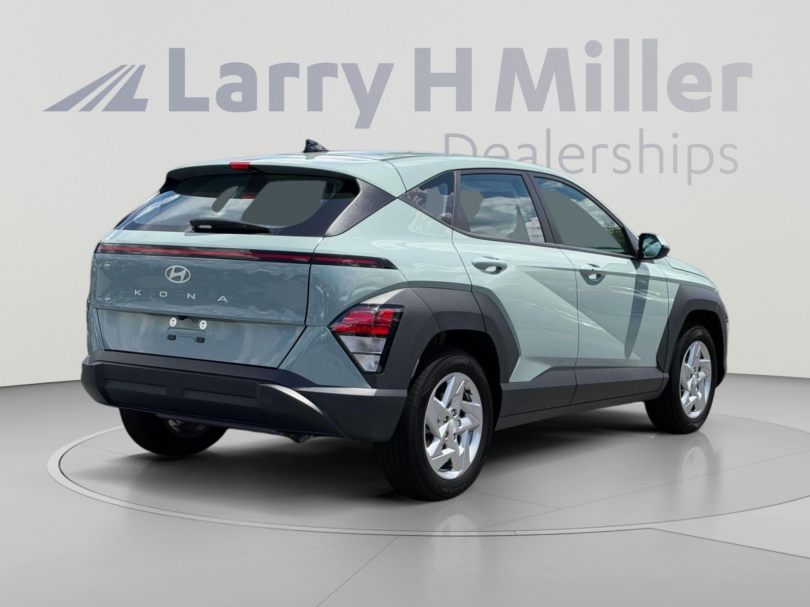 New 2027 Hyundai Kona SE FWD image 7