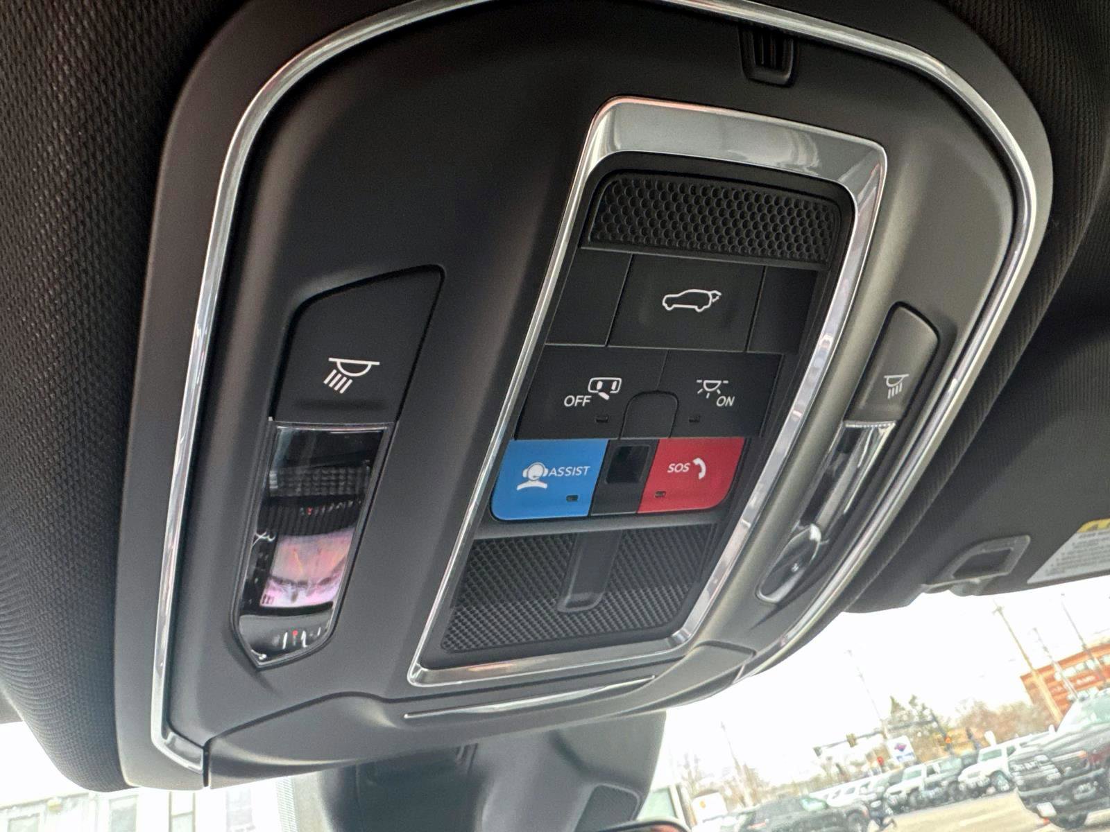 New 2026 Jeep Grand Cherokee Altitude image 17