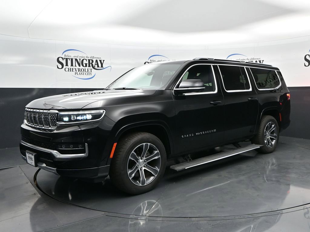 Used 2024 Jeep Grand Wagoneer L 4WD image 3