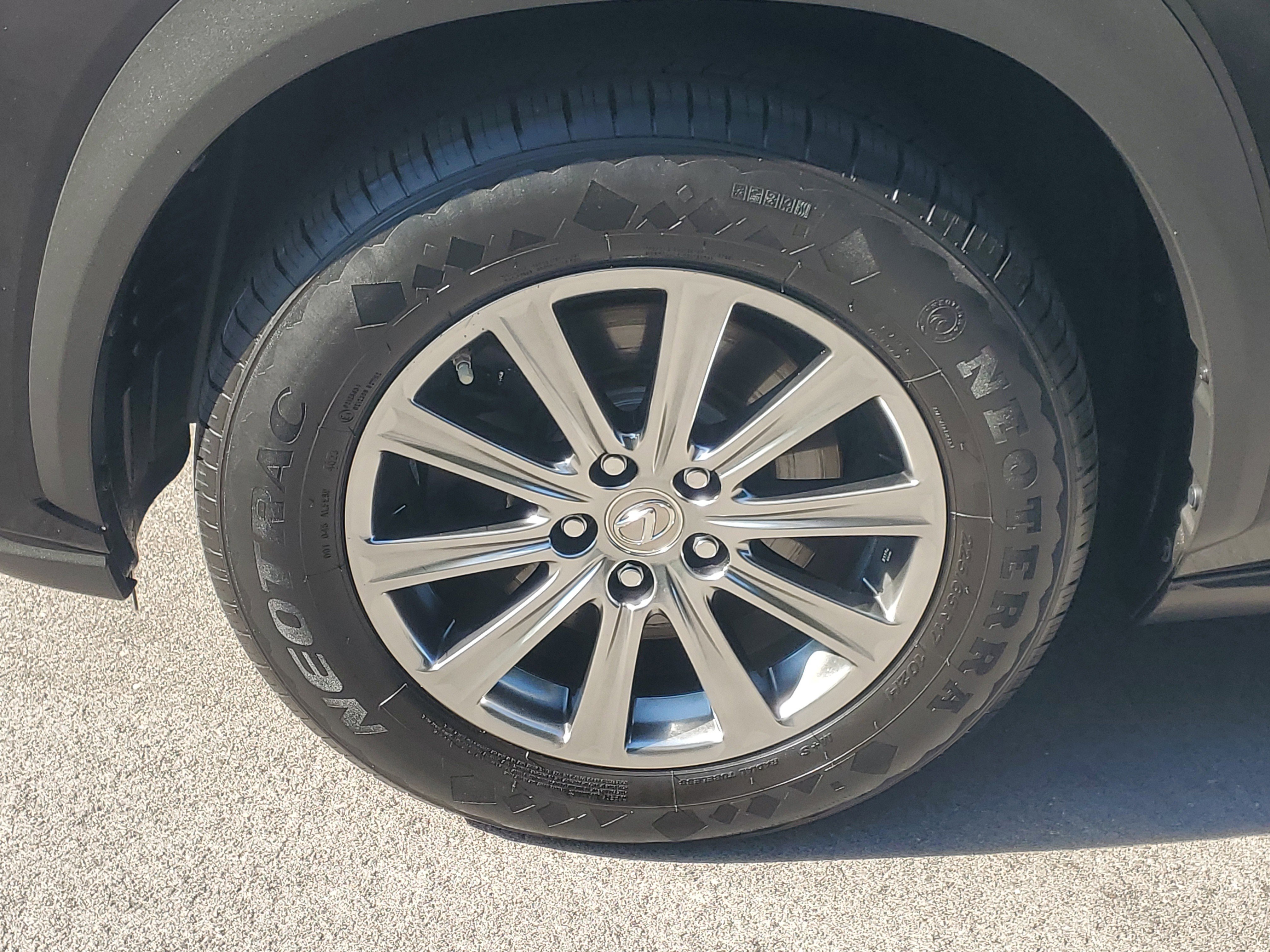 Used 2019 Lexus NX 300 FWD image 5