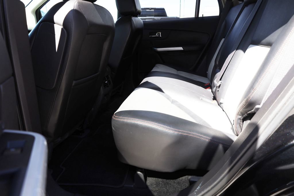 Used 2014 Ford Edge SEL w/ Equipment Group 205A AWD/4WD image 17