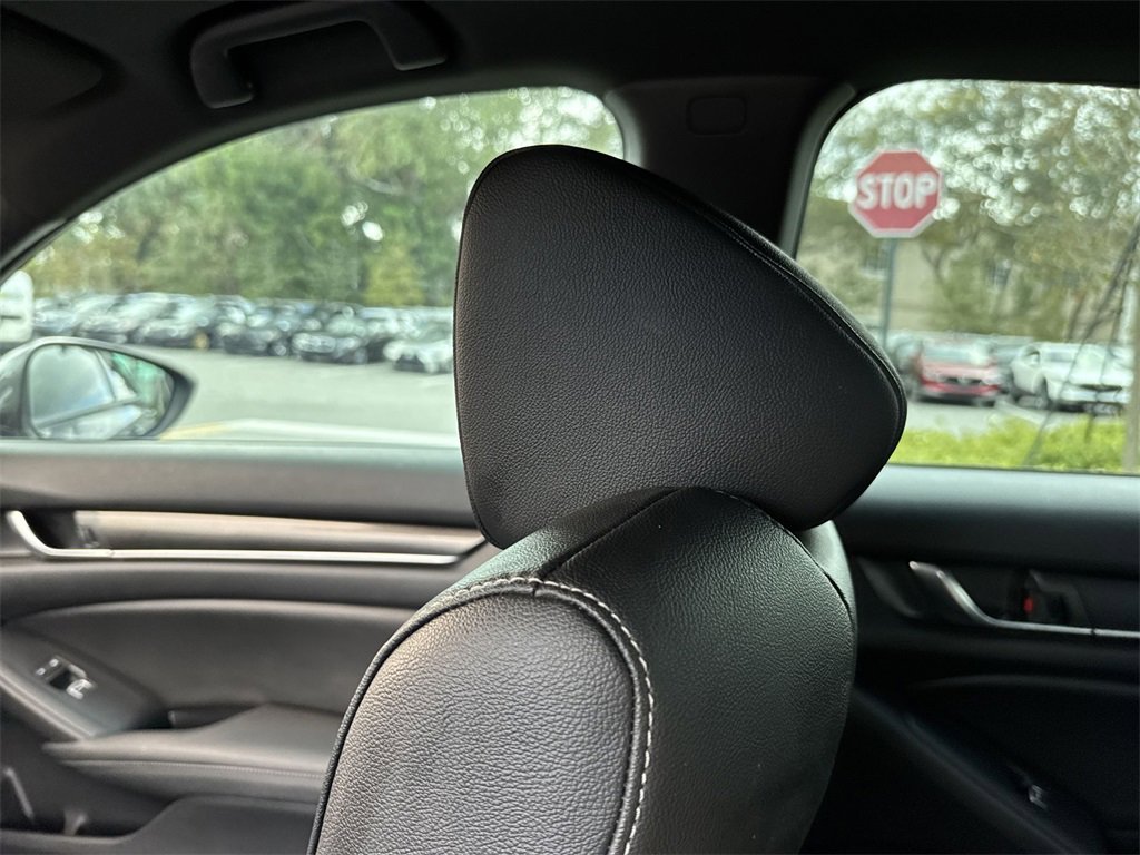 Used 2019 Honda Accord Sport image 17