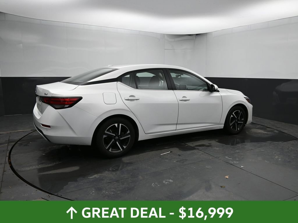 Used 2024 Nissan Sentra SV image 15