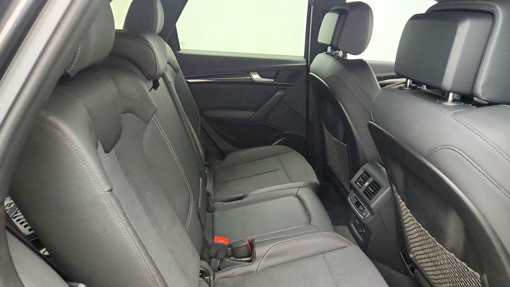 Used 2022 Audi SQ5 Prestige AWD/4WD image 24