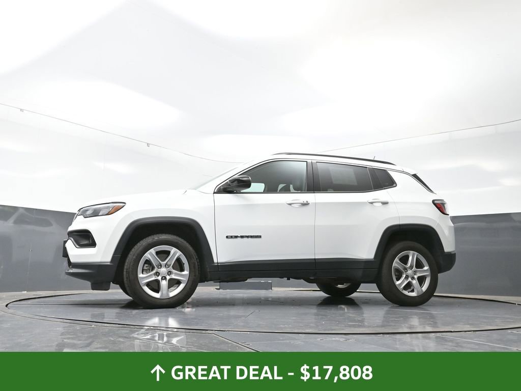 Used 2023 Jeep Compass Latitude image 55
