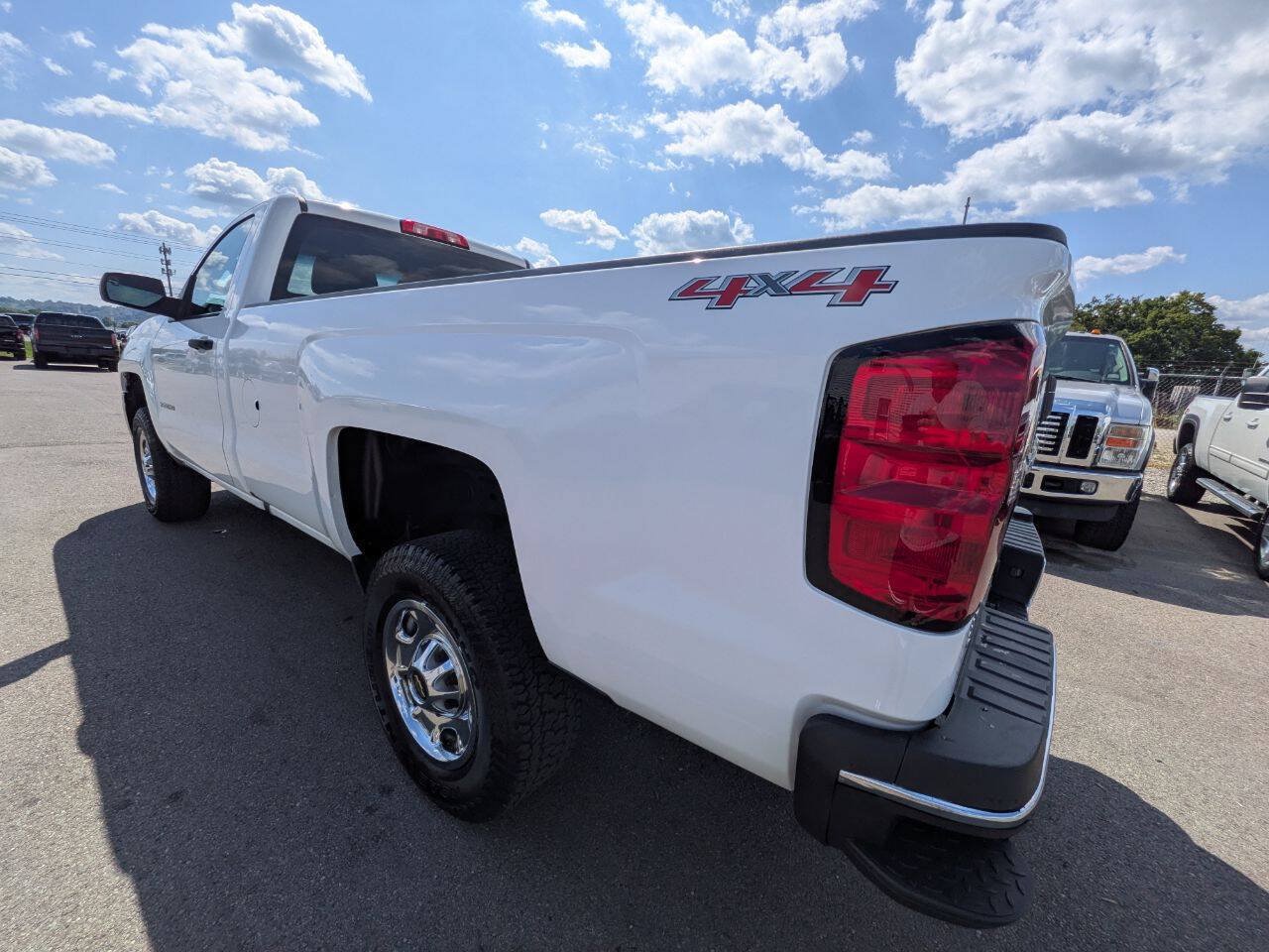 Used 2015 Chevrolet Silverado 2500 W/T w/ WT Convenience Package AWD/4WD image 4
