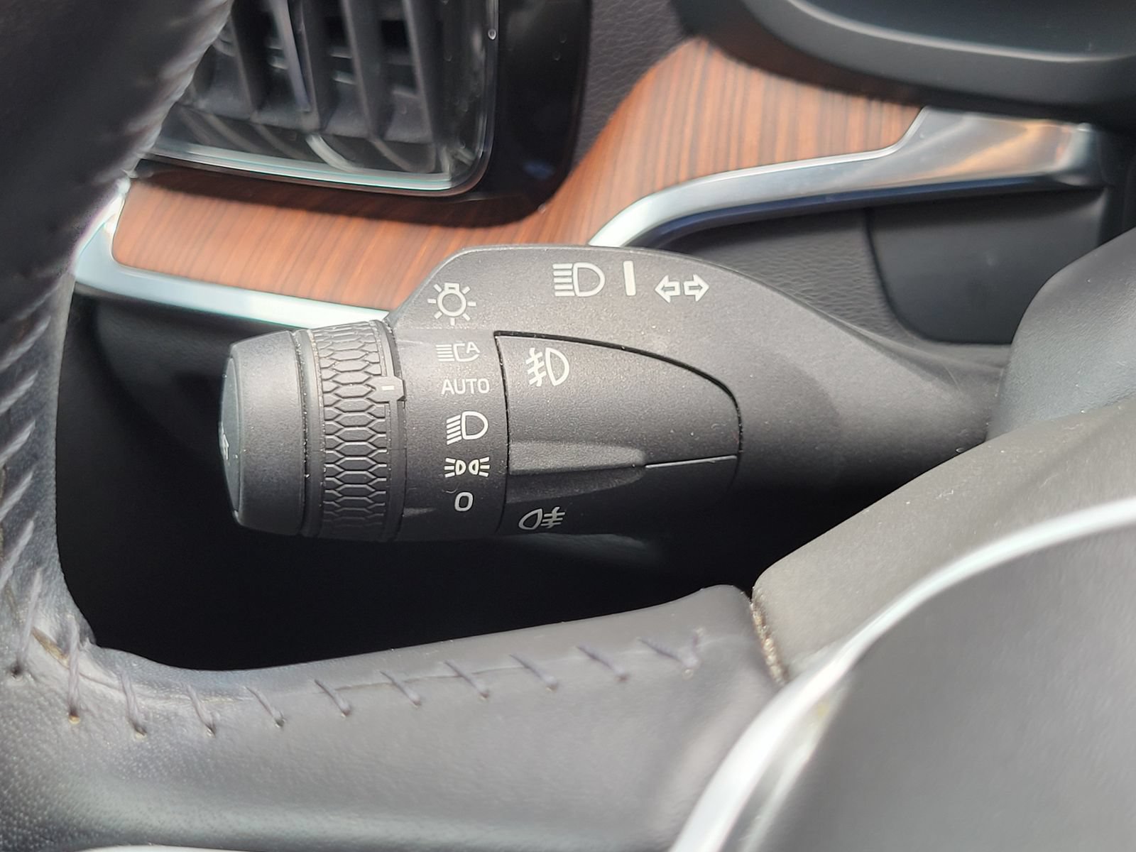 Used 2019 Volvo S60 T6 Inscription AWD/4WD image 18