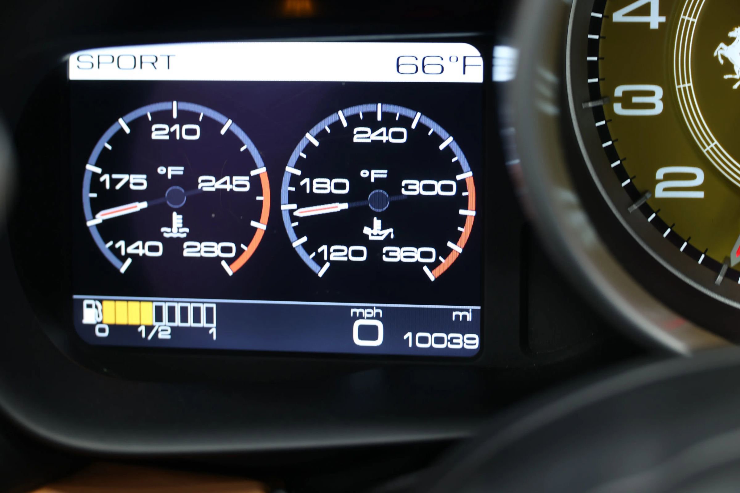 Used 2017 Ferrari California T image 43