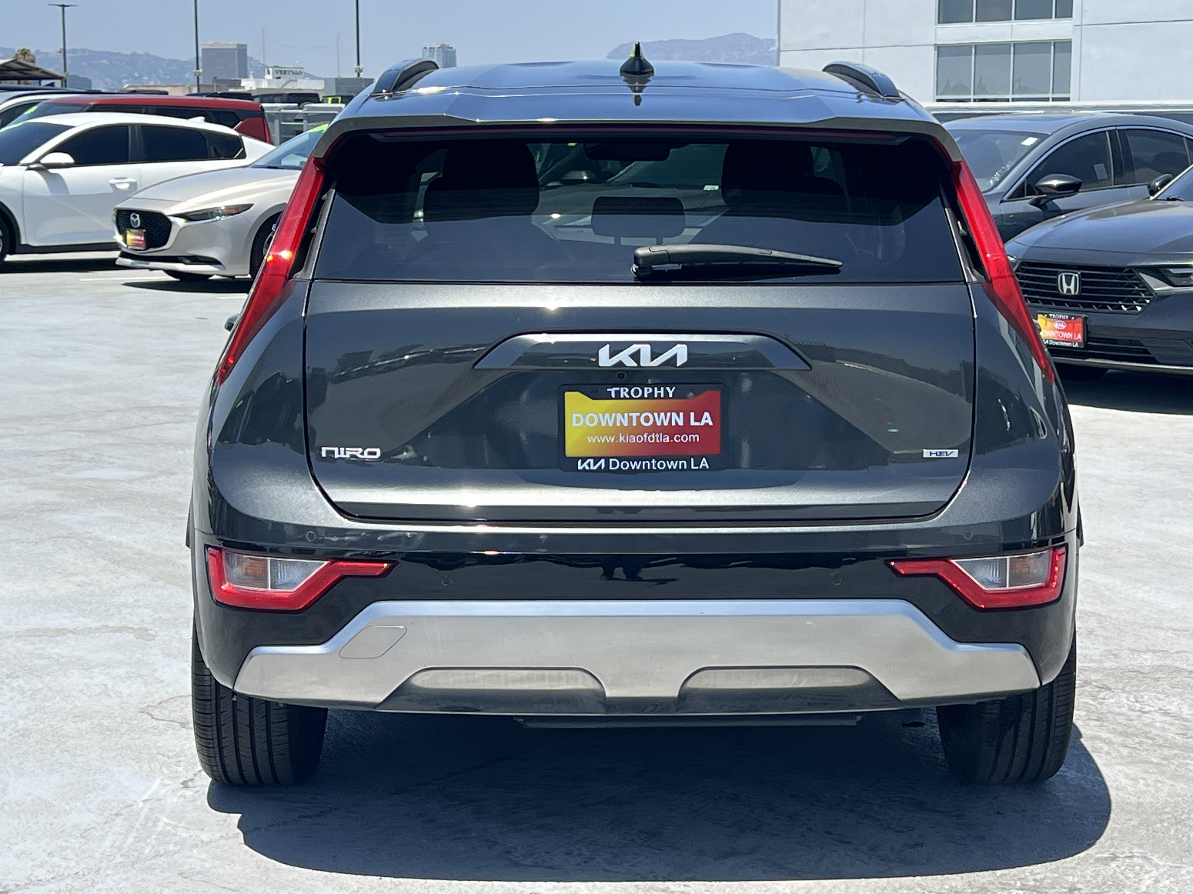 Certified 2023 Kia Niro EX Touring FWD image 6