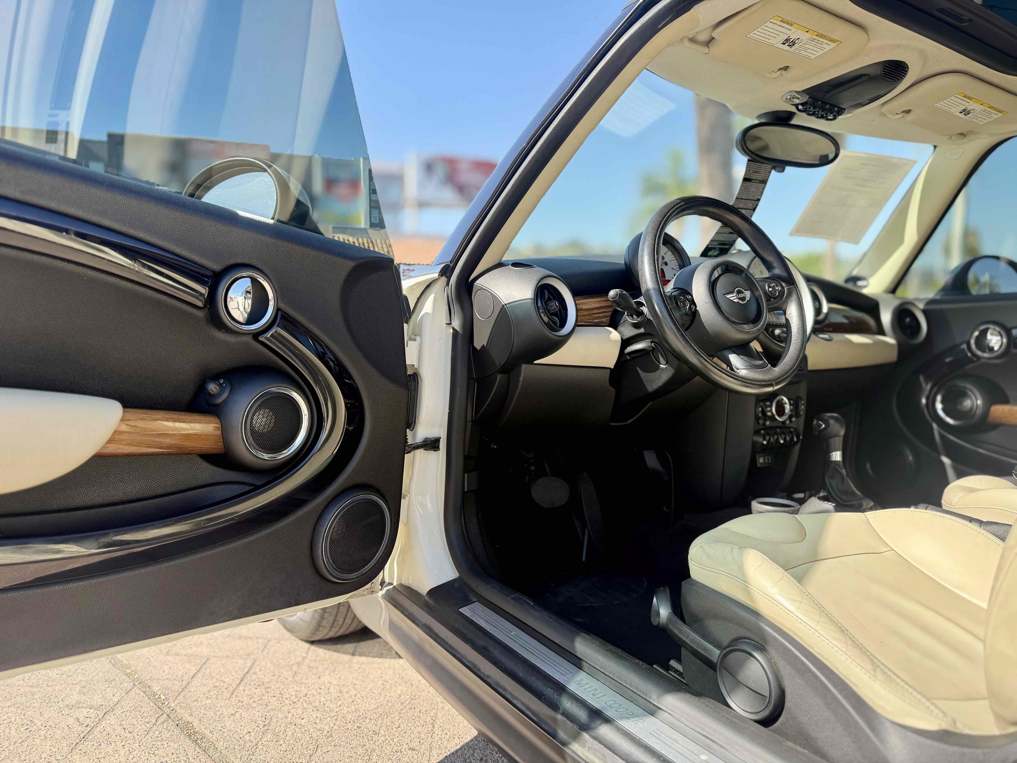 Used 2011 MINI Cooper Hardtop FWD image 15