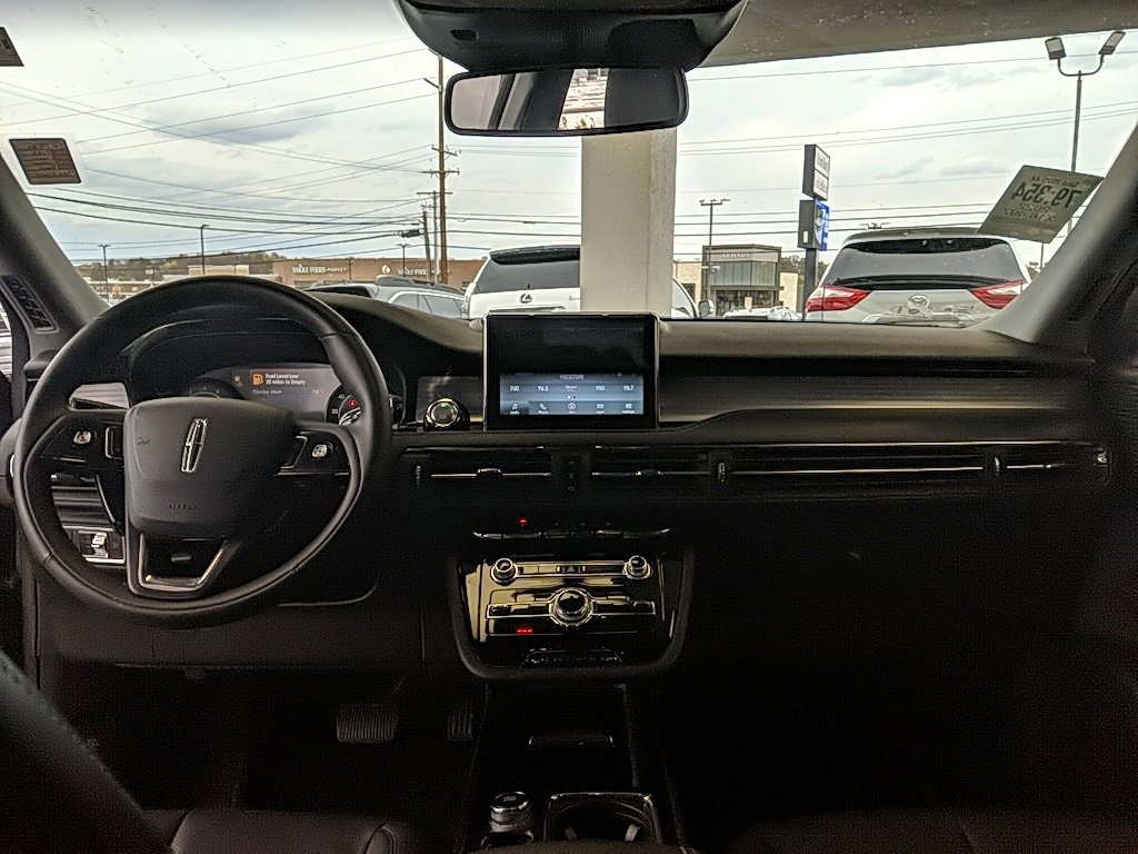 Used 2022 Lincoln Corsair AWD w/ Equipment Group 101A image 12