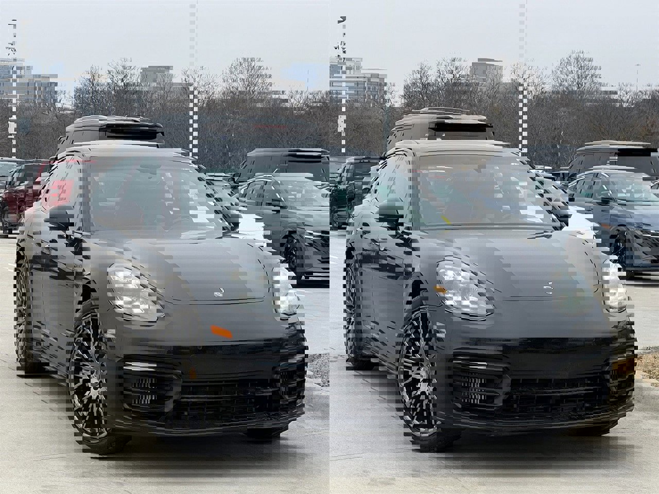 Used 2022 Porsche Panamera Platinum Edition image 2