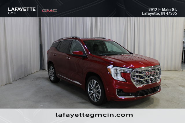 Used 2024 GMC Terrain Denali w/ Denali Premium Package