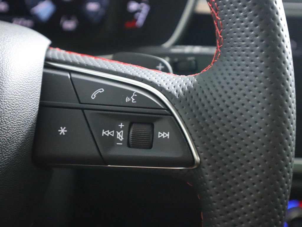 Used 2025 Audi Q3 2.0T Premium Plus w/ Premium Plus Package image 14