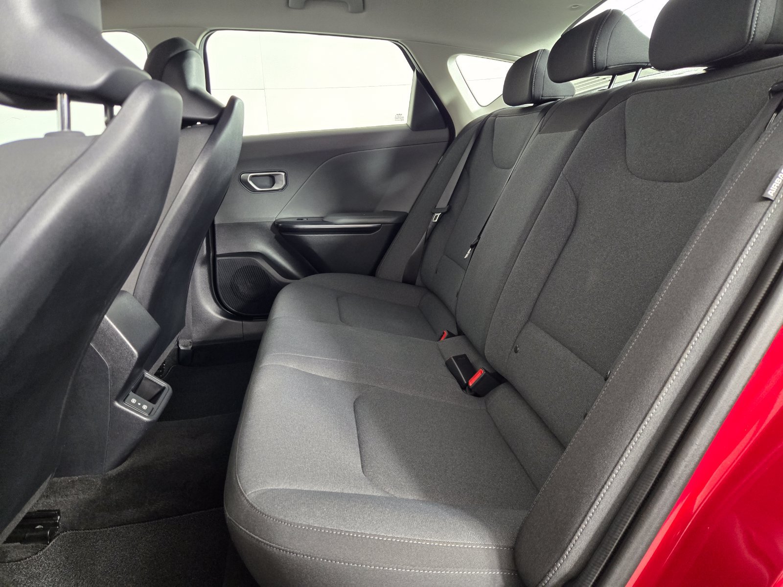 Used 2025 Kia K4 FWD image 11