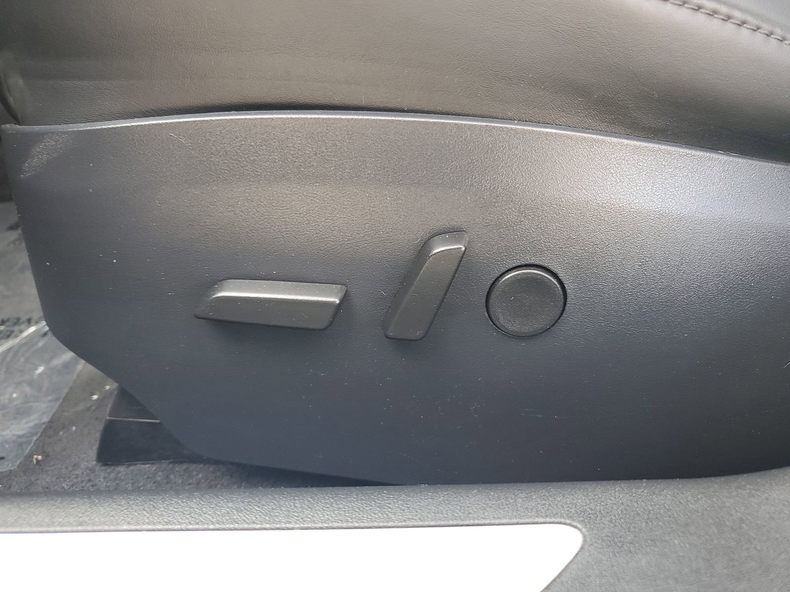 Used 2021 Tesla Model S Long Range Plus image 22