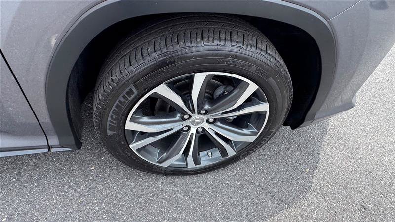 Used 2016 Lexus RX 450h AWD w/ Accessory Package image 28