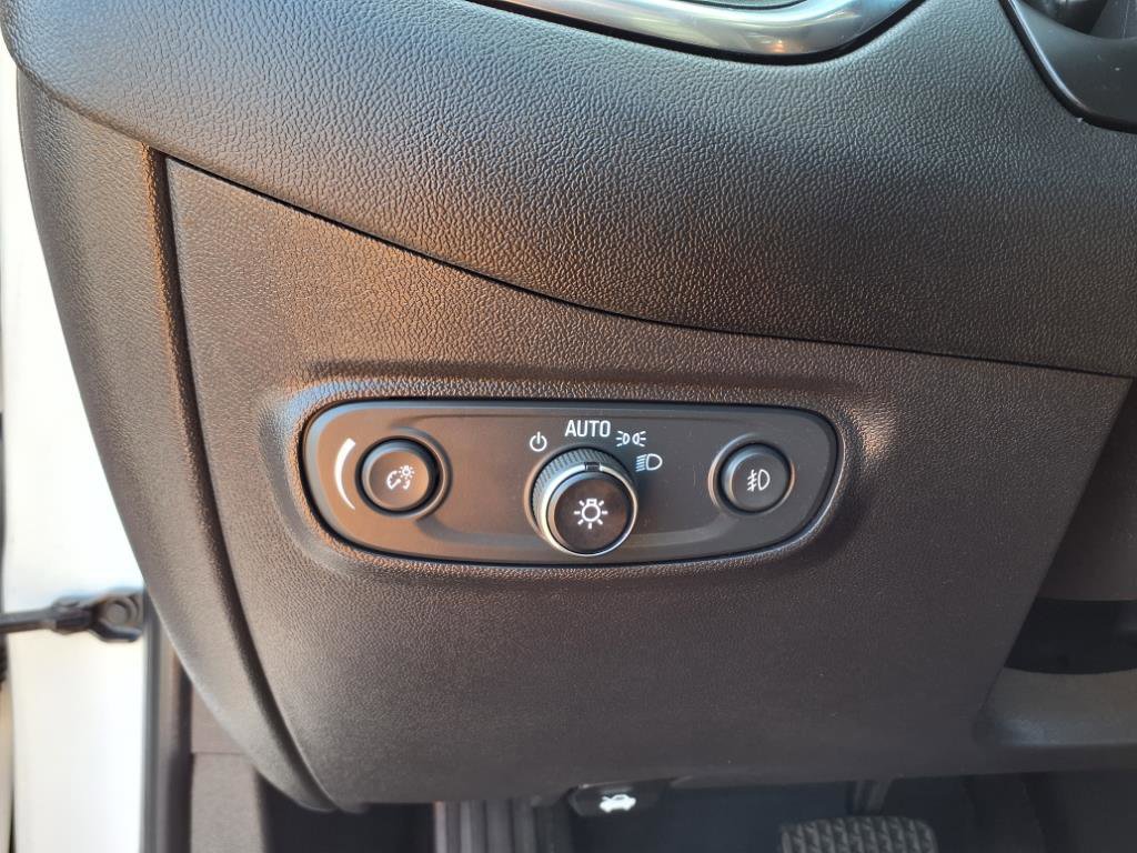 Certified 2021 Chevrolet Equinox LT image 15