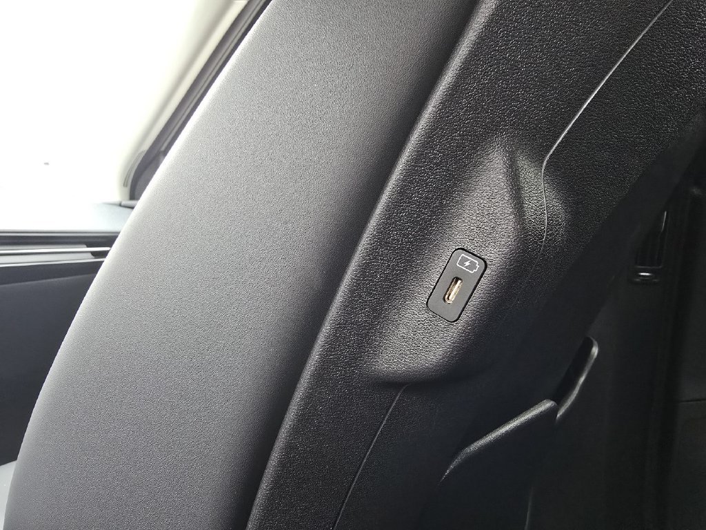Used 2024 Kia EV6 Light RWD image 22