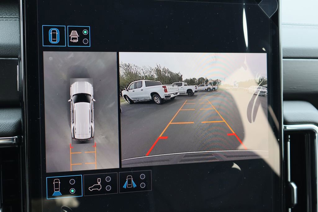 New 2026 GMC Yukon Denali w/ Sun & Power Step Package image 10