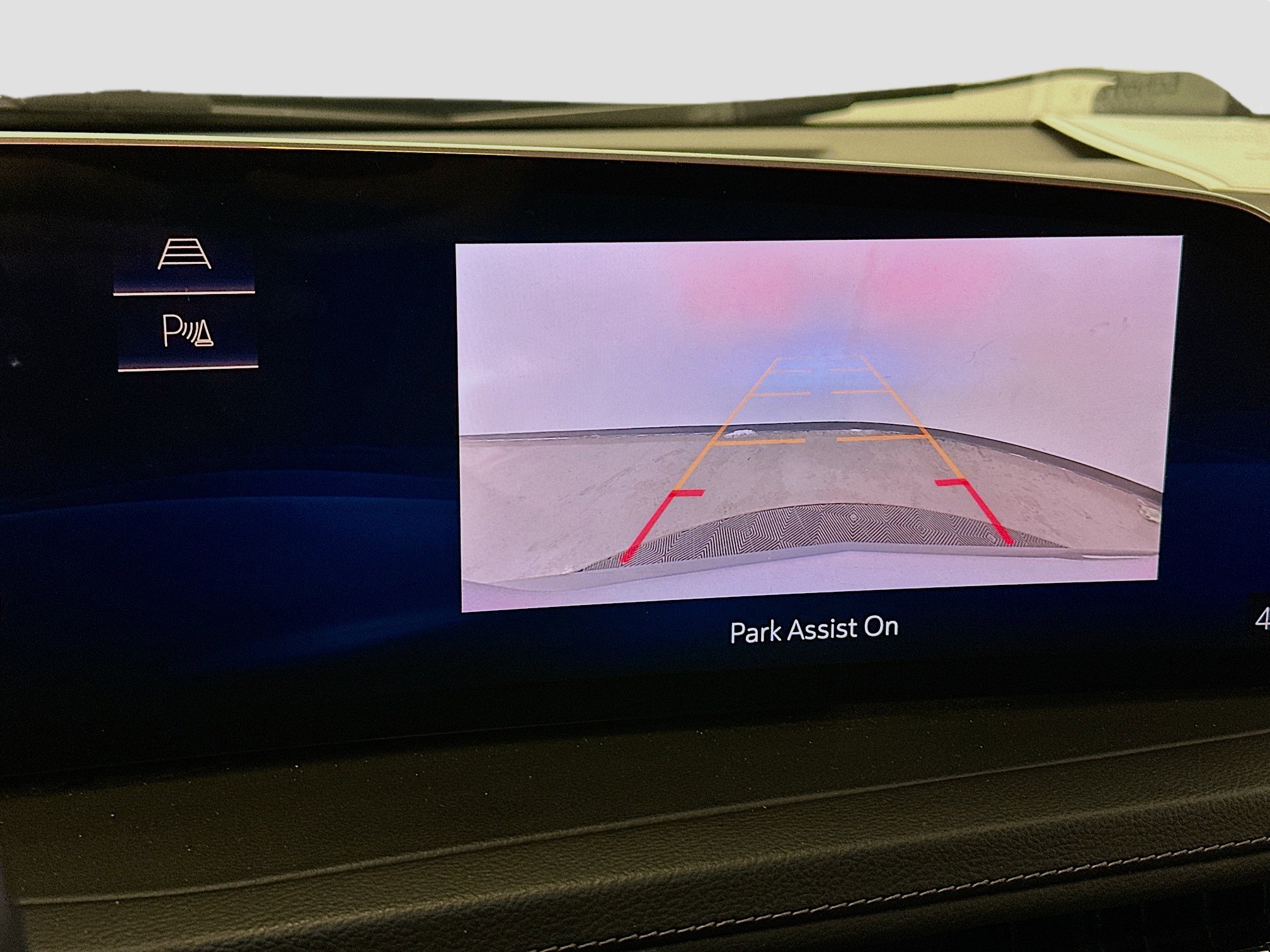 Used 2024 Cadillac XT4 Premium Luxury image 23