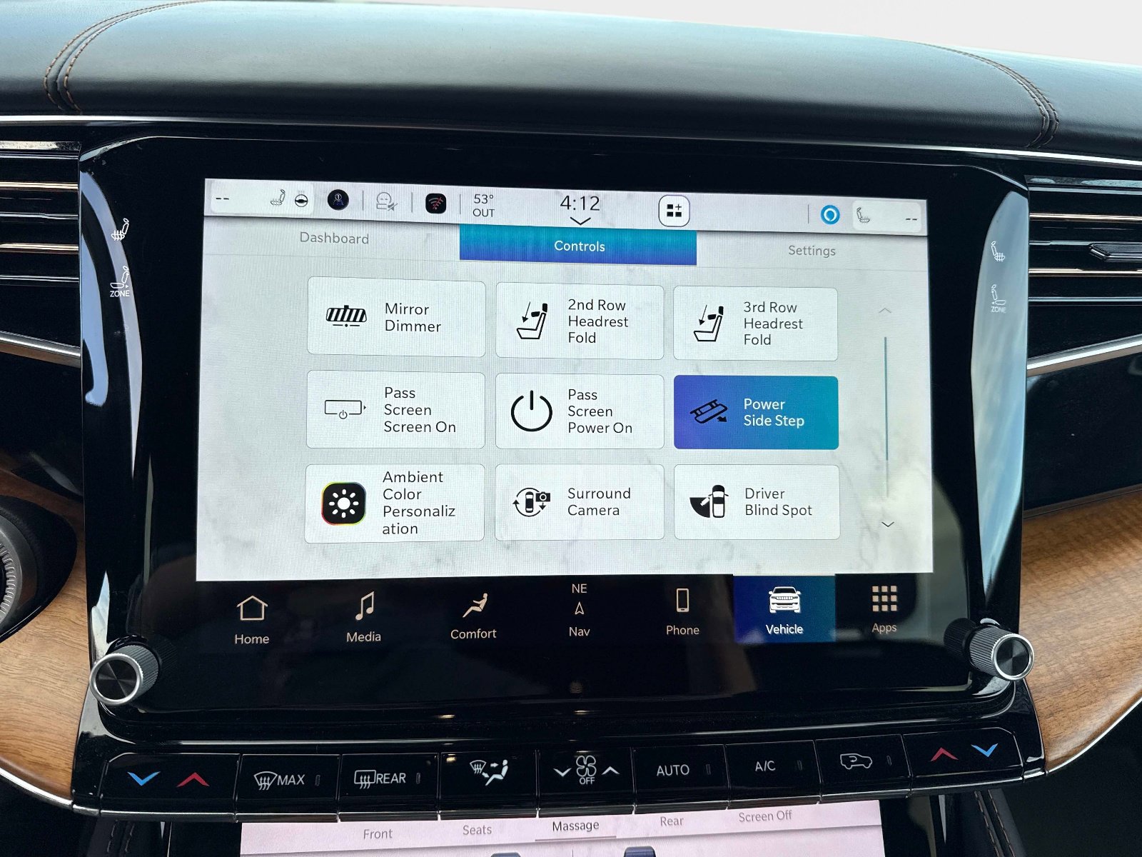 Used 2024 Jeep Grand Wagoneer L Series III image 26