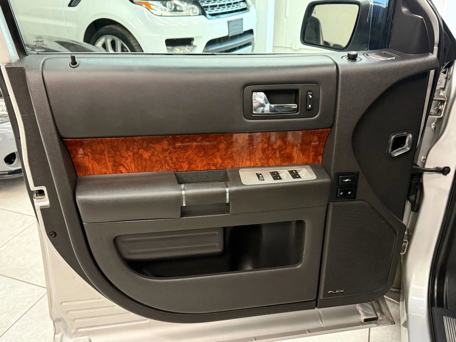 Used 2012 Ford Flex Limited AWD/4WD image 16